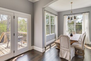 Dining - 3 Mi to Old Hickory Lake! Luxe Family Getaway (Mt. Juliet)