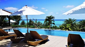 Pool - Condo Building Westernstyle Suite Occupancy  / Kunigami County Okinawa (Kunigami County)