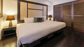 Room - Condo Building Premium Suite Capacity 4 people / Kunigami County Okinawa (Kunigami County)