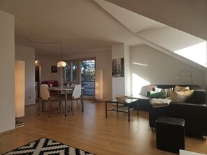 Unclassified image, 5 of 24, button - Vrbo Property (Landsberg am Lech)