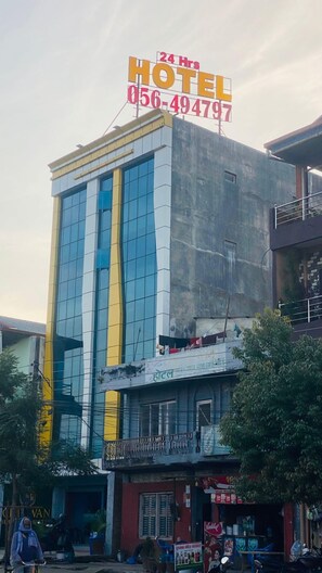 Front of property - Chitwan Business Hotel (Bharatpur)