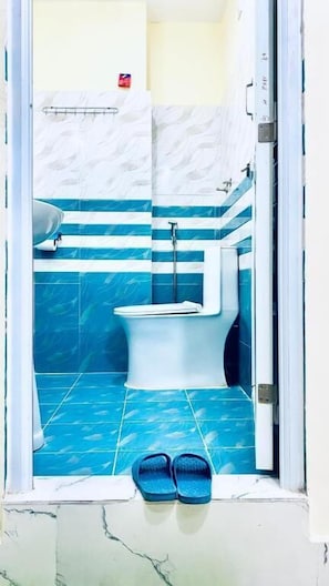 Quarto casal ou duplo luxo, para não fumantes, vista para a cidade | Banheiro