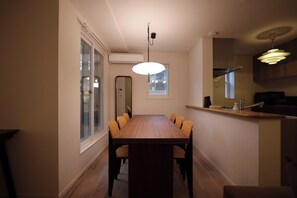 Dining - URBAN HOUSE Koenji15minute walk from Koenji Sta / Nakano Ward Tokyo (Nakano Ward)