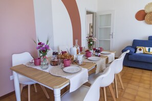 Dining - Villetta Leccino Home Primo Piano by Yohome (Pesaro)