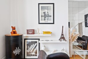 City Apartment, 1 Queen Bed, Non Smoking, City View | Interior - 1BR Saint-Germain-des-Prés Seine Escape (Paris)