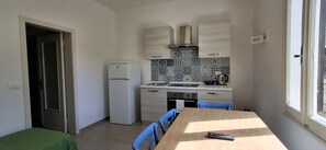 Private kitchen - Villa Cedar (Capoliveri isola d'Elba)
