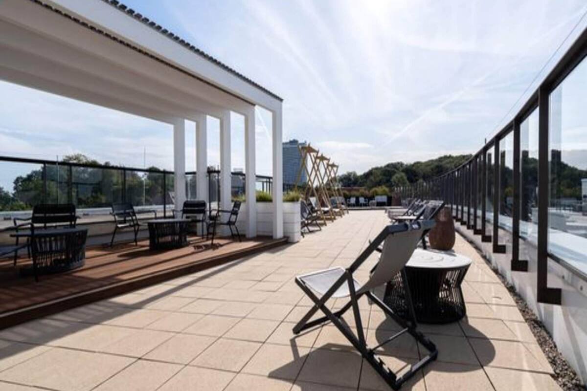 House | Outdoor dining