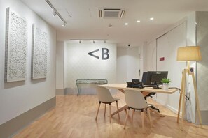 Unclassified image, 2 of 14, button - Hotel Berri Versalles (Errenteria)