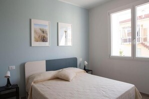 WiFi, bed sheets - Tamerici Apartment (Vada)