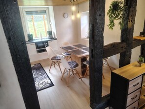 Dining - Holiday home St. Martin in Schalkenmehren - cozy little house with garden (Schalkenmehren)