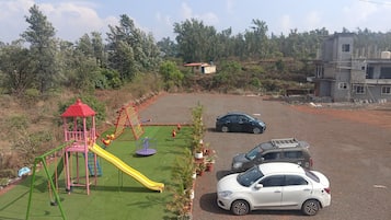 Family Quadruple Room, Garden View | Children's area