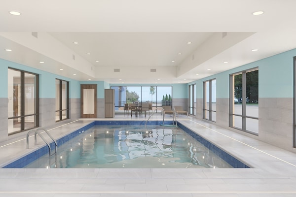 Indoor pool, outdoor pool