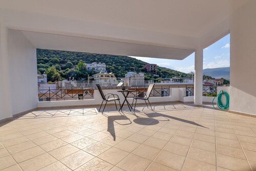 Beach Apartment M