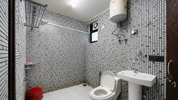 Deluxe-Doppelzimmer, Balkon, Stadtblick | Badezimmer