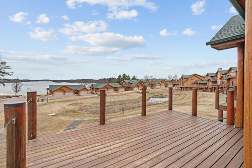 Big Sandy Lodge and Resort Lakefront Lodge - spacious-luxurious