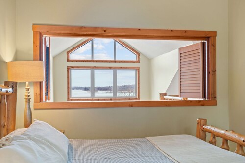 Big Sandy Lodge and Resort Lakefront Lodge - spacious-luxurious