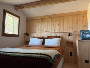 Room - Newly renovated house in the heart of La Pinède - Beach 7min by bike (Lacanau)