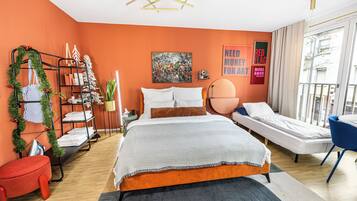 1 slaapkamer, een strijkplank/strijkijzer, reisbedje, gratis wifi