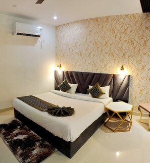 Double Room - Hotel Surya Resort Dalhousie  (Dalhousie)