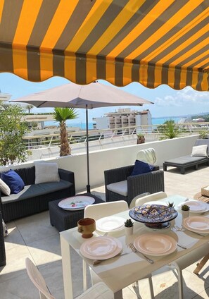 Unclassified image, 2 of 16, button - Vrbo Property (Villeneuve-Loubet)