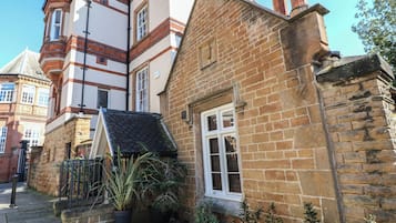 Cottage | Exterior