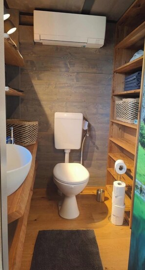 Dusj og hårføner