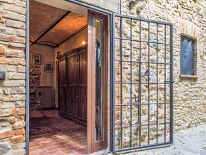 Exterior detail - La Collina degli Ulivi by Interhome (Perugia)