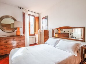 Internet - Solis Lux by Interhome (Roma: Colosseo – Fori Imperiali)