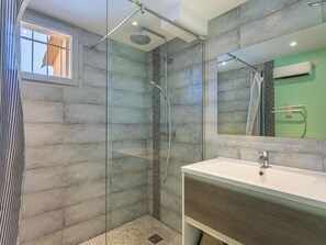 Towels - Miramar by Interhome (La Londe Les Maures)