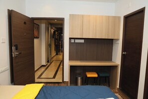 Deluxe Room - Eagle Inn Stay (Kanchipuram)