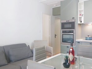 Kitchen / Dining Room - Les Cariatides 7 by Interhome (Ile d'Oléron)