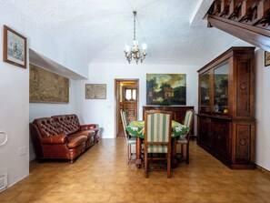 Interior - Barba Pipin by Interhome (Penango)