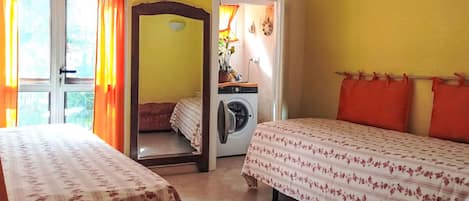 3 bedrooms, Internet
