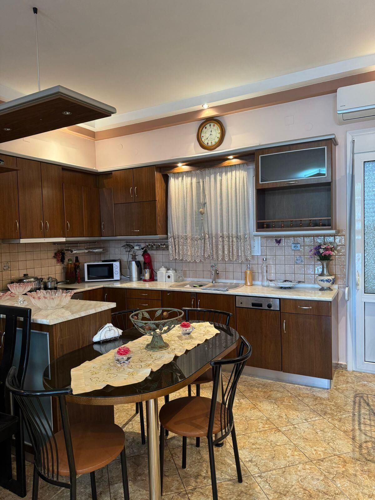 Microwave, oven, dishwasher