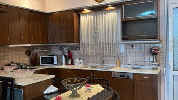 Microwave, oven, dishwasher