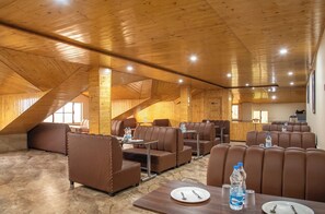 Restaurant - Hotel Nature Grand  (Shimla)