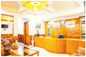 Reception - Hotel Nature Grand  (Shimla)