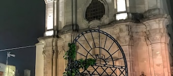 Casa Marosa – In the Heart of the Village