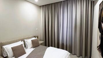 Apartamento Confort, Aire acondicionado, vistas a la piscina | Wifi gratis