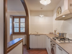 Fridge, microwave, oven, dishwasher - Casa dei Nonni by Interhome (Stazzema)