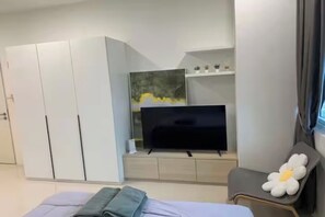 1 bedroom, travel cot, Internet, bed sheets - Kuching Suite B @ Riverine Diamond (Kuching)