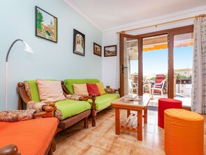TV - Raco Mas Estel by Interhome (L'Escala)