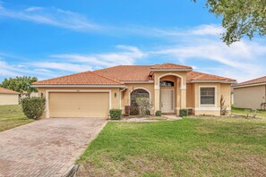 House | Exterior - Retreat Charmz (Kissimmee)