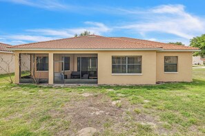 House | Exterior - Retreat Charmz (Kissimmee)