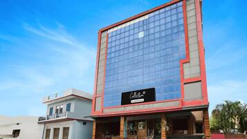 House | Bahagian luar