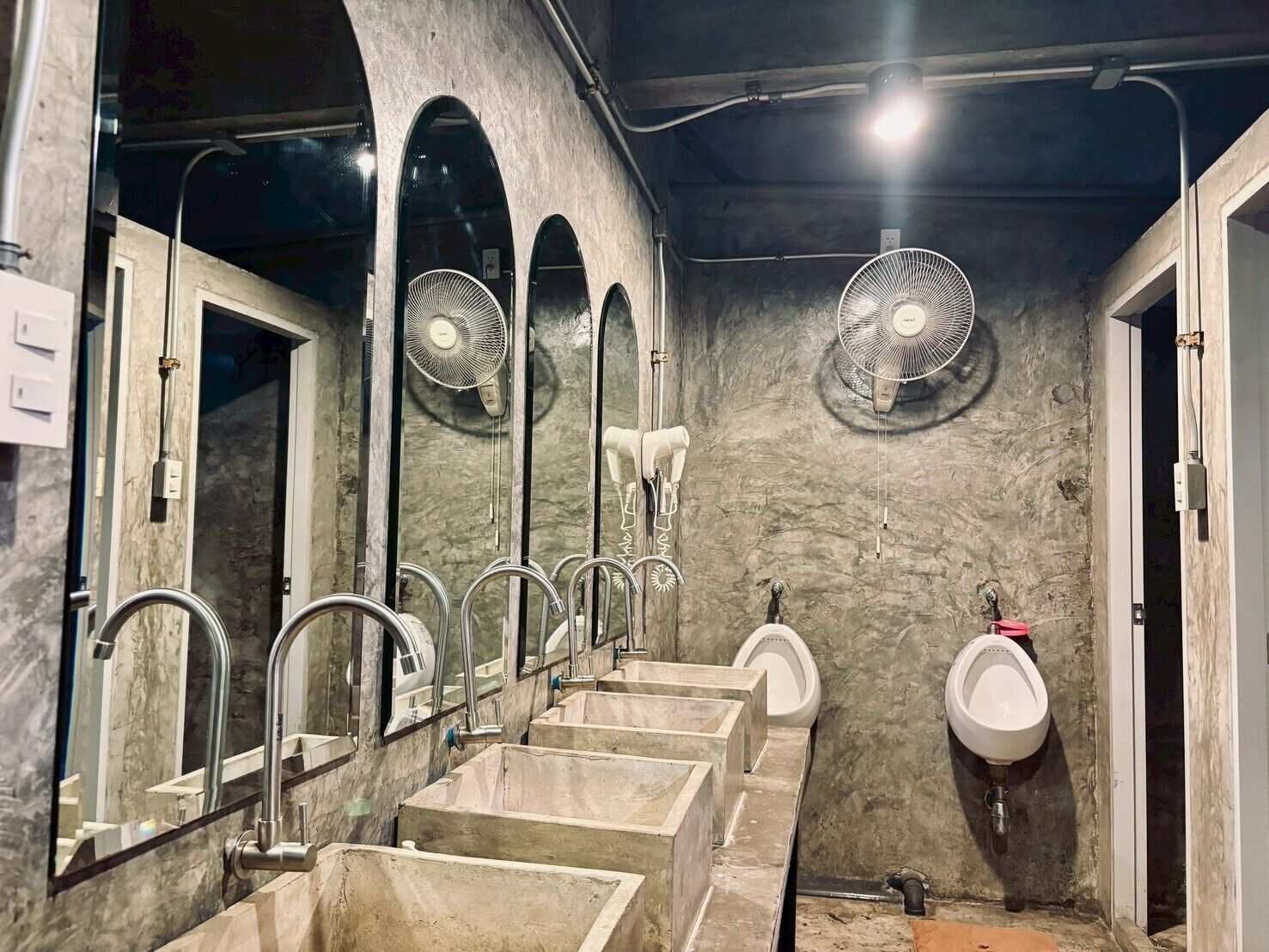 Zweibettzimmer, Gemeinschaftsbad | Badezimmer