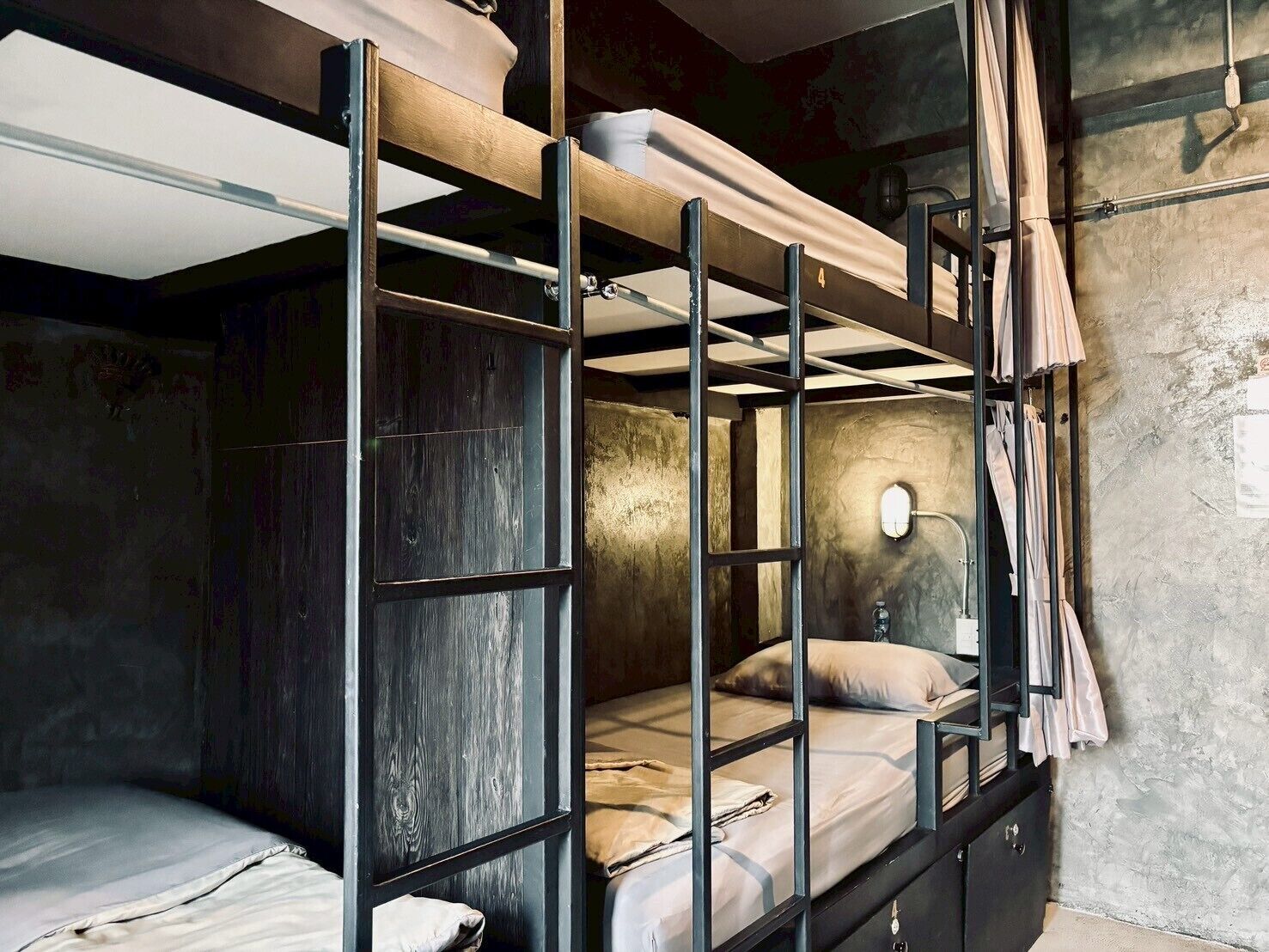 Dormitorio compartido, solo para mujeres