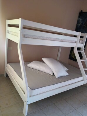 Room - DOLCECASA ENGRAVED (Sannazzaro de' Burgondi)