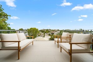 Terrace/patio - Exclusive, Stylish Townhome - New Farm (New Farm)