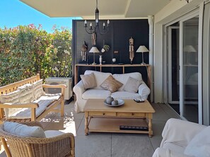 TV - Golfe Horizon by Interhome (Fréjus)